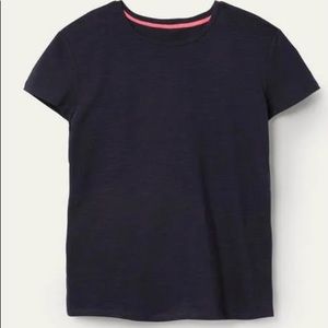 Boden crew neck tee.